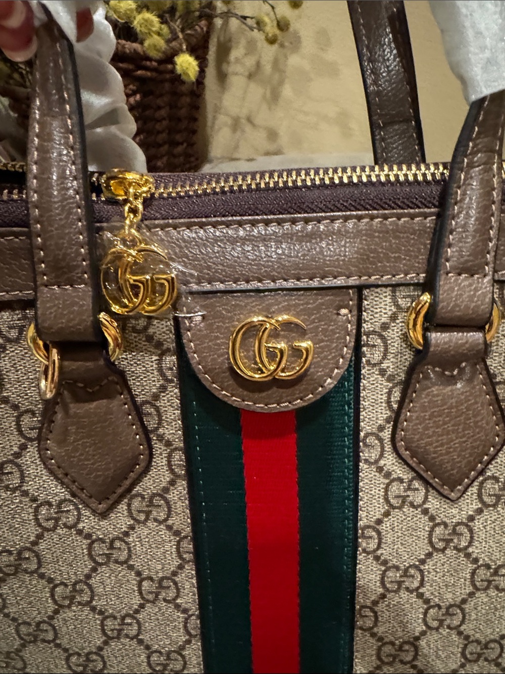 Gucci Ophidia Top Handles and Crossbody Straps Tote Bag - Picture 7 of 16